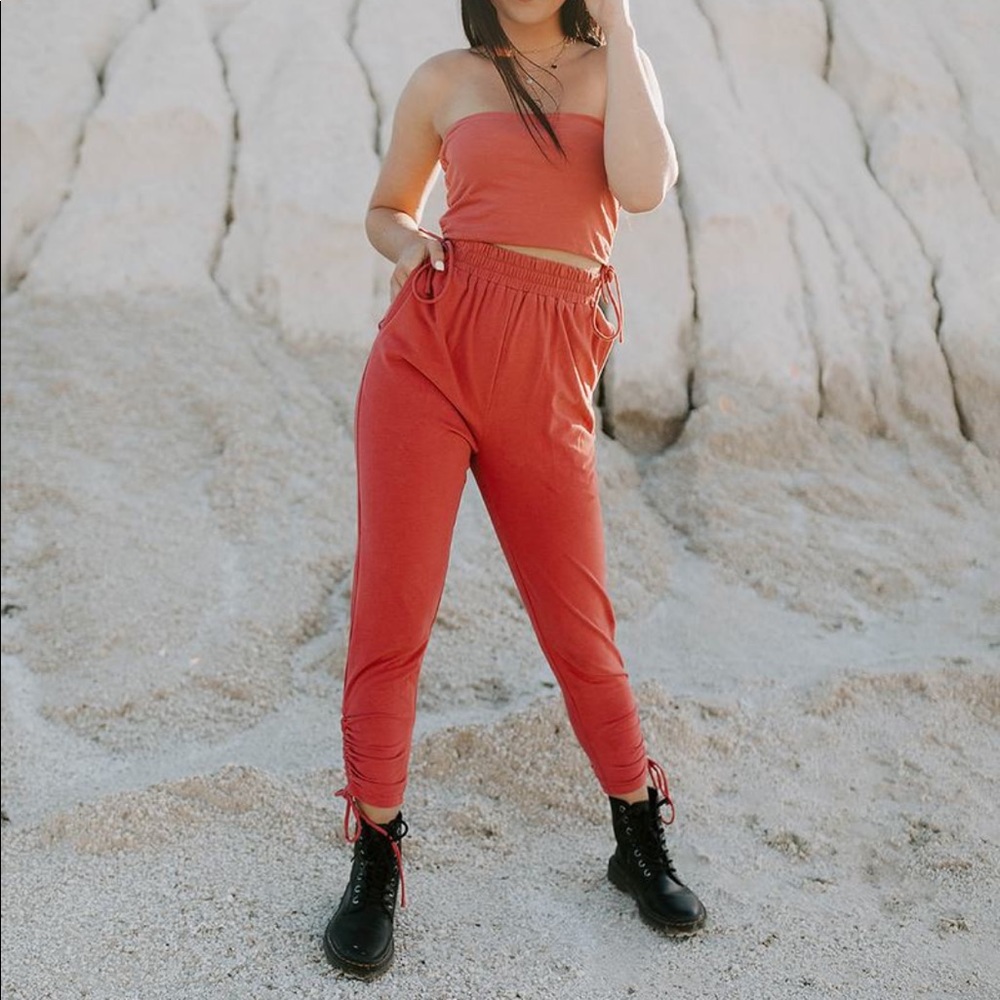 New!! Kittenish jogger